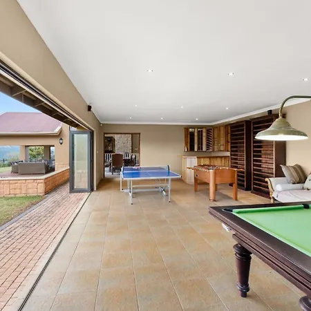 Drakensberg Luxury Accommodation - Misty Ridge Himeville Exterior photo