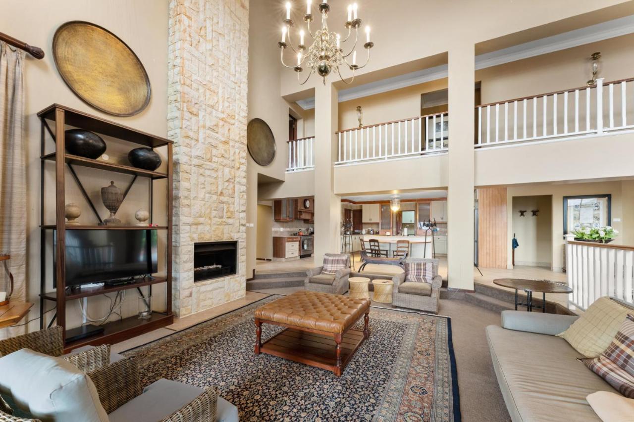 Drakensberg Luxury - Misty Ridge Holiday home
